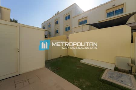3 Bedroom Villa for Sale in Al Reef, Abu Dhabi - Upgraded Unit | Closed Kitchen | Store In Garden