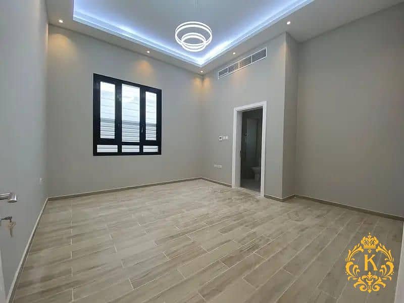 Квартира в Аль Шамха, 2 cпальни, 45000 AED - 6767814