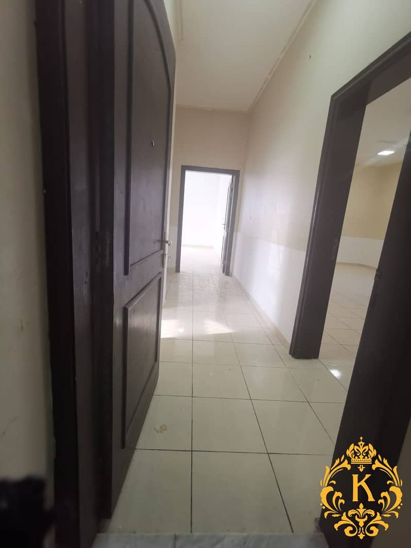 Квартира в Аль Шамха, 2 cпальни, 36000 AED - 7362990