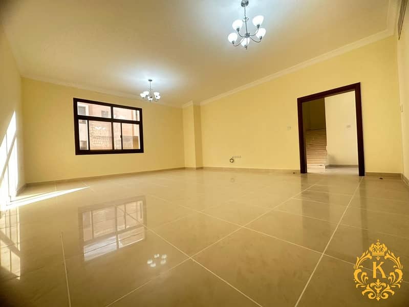 Compound Villa Four Bedrooms Hall,Maid Room,Wardrobes,Nice Huge Kitchen,Two Covered Car Parking Qurm