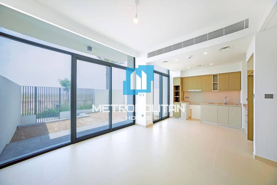 Best price | Single Row |Cozy and Bright Townhouse Best price | Single Row |Cozy and Bright Townhouse