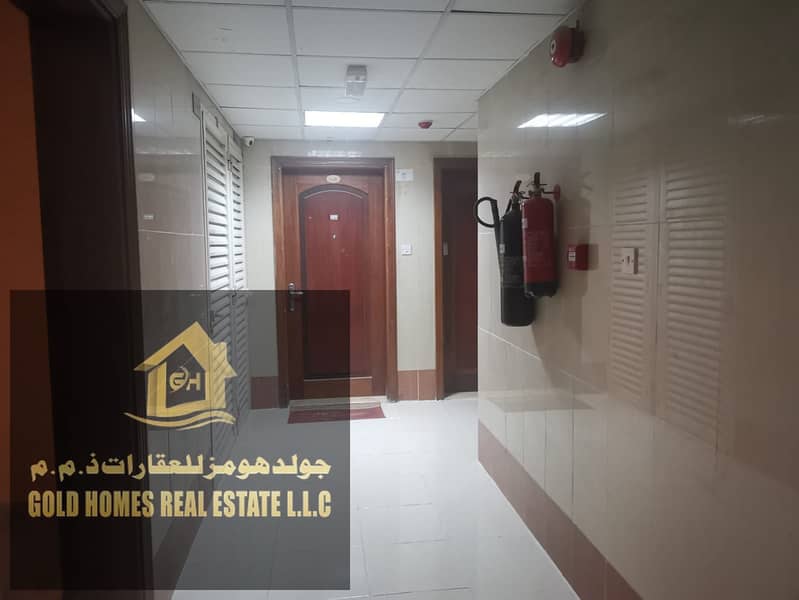 Building for sale in Ajman, Al Nuaimiya area Corner on two streets, excellent location residential