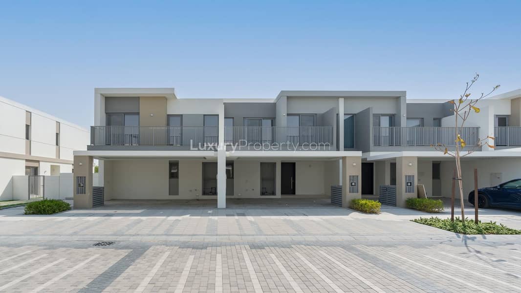 Vacant Now | Spacious Layout | Prime Location Vacant Now | Spacious Layout | Prime Location