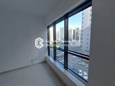 شقة 1 غرفة نوم للايجار في شارع حمدان، أبوظبي - IMG-20231010-WA0262. jpg
