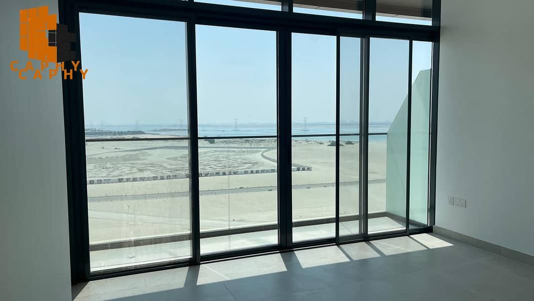 5 Modern Spacious Studio in the Heart of Saadiyat| 8th floor with a view!