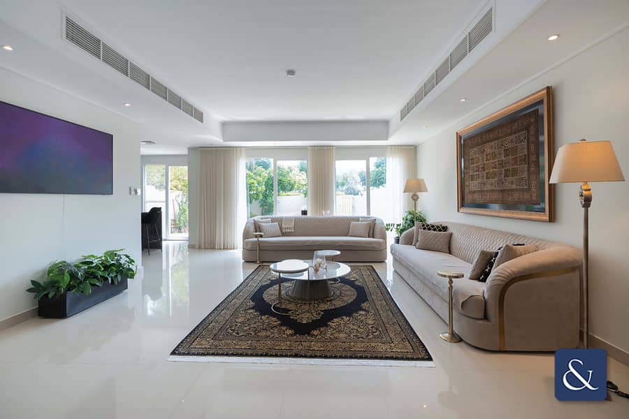 UPGRADED | 3 Bed | EXTENDED | Furnished UPGRADED | 3 Bed | EXTENDED | Furnished