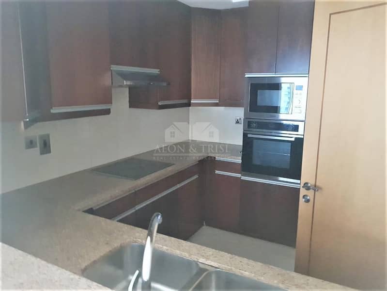 8 Marina View 2 bed + Maid + Study | Closed Kitchen