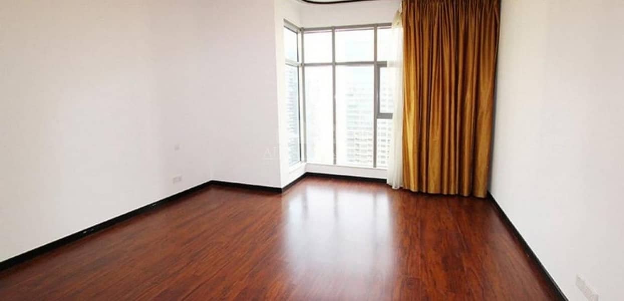 7 JLT Green lakes S3 Spacious 2 bed room + maid's 1680