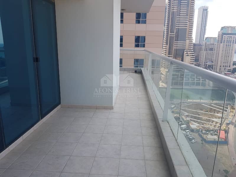 11 Full Sea/Palm View Large 2 bed+M+L Emirates Crown