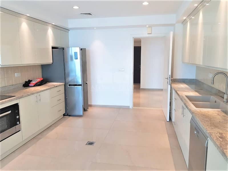 6 Full Sea/Palm View Large 2 bed+M+L Upgraded