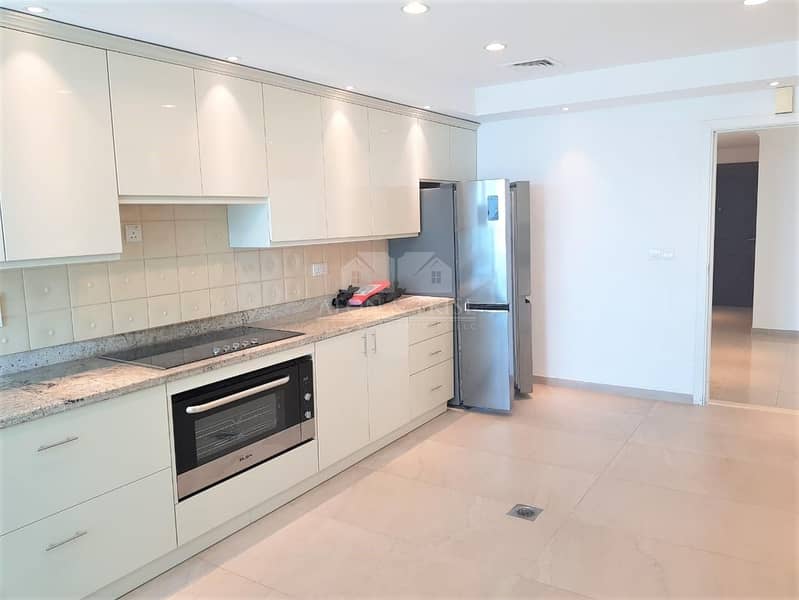 7 Full Sea/Palm View Large 2 bed+M+L Upgraded