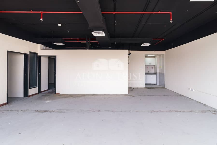 9 IT PLAZA | Vacant I fitted office (1471 sq