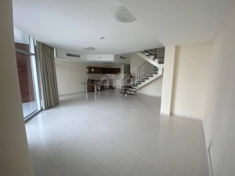 15 Elegant spacious  2 beds duplex