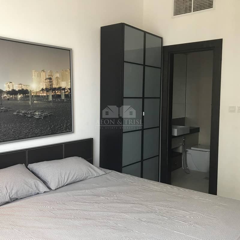 5 1 Bedroom Apartment with Storage and Balcony