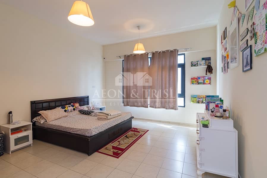 6 Spacious 2 Bedrooms in Al Ghaf 1 | Rented til 2020