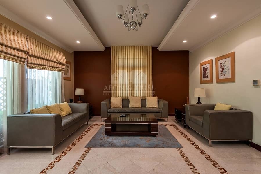 7 Exclusive Atrium Entry 4 Bed Villa | Close to Tip