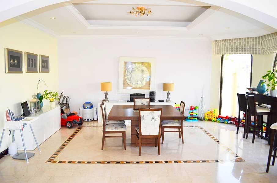 13 Exclusive Atrium Entry 4 Bed Villa | Close to Tip