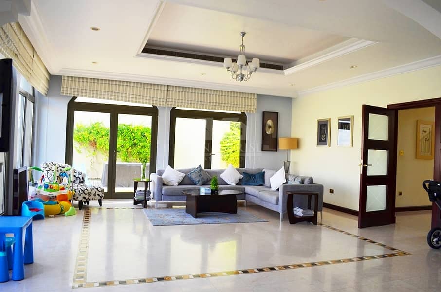 14 Exclusive Atrium Entry 4 Bed Villa | Close to Tip