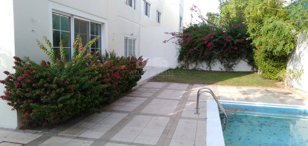 2 Huge independent Villa | private pool | Jumeirah 1