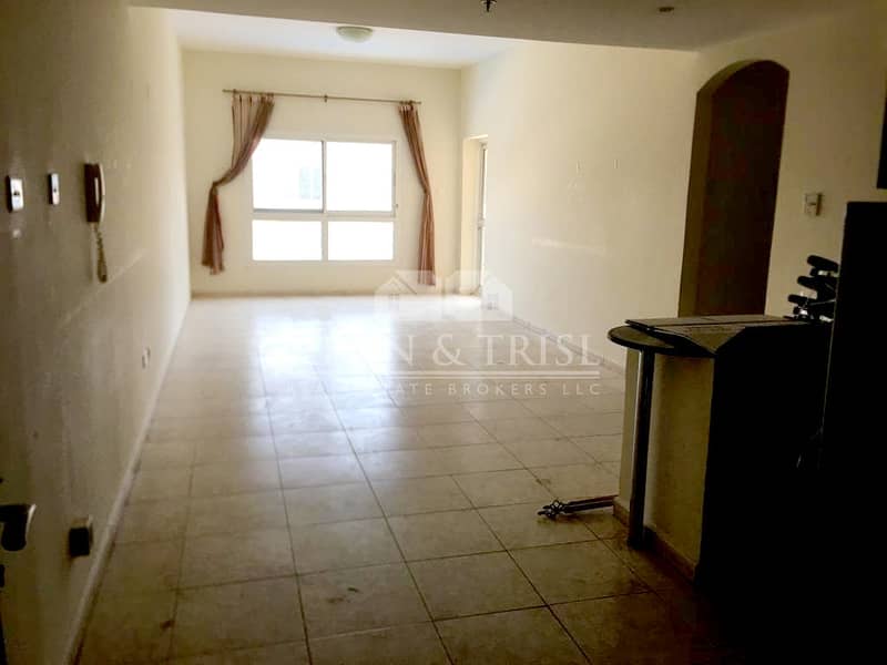 9 Spacious 2 BR Apartment with Open Kitchen I Pool View
