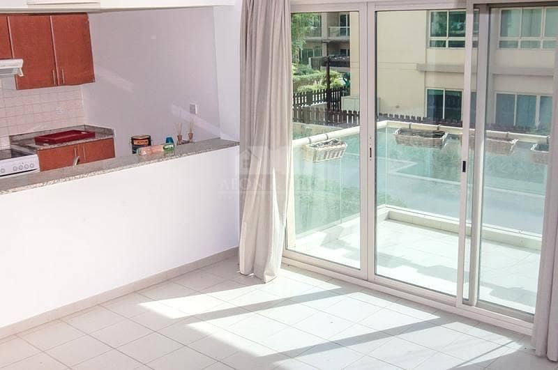7 Double window 1BR in  Arta I Pool and Garden  view