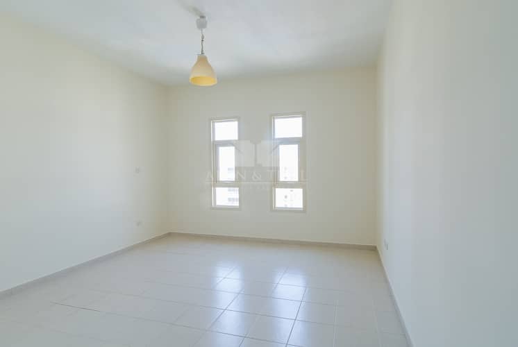 Spacious 1 Bed plus Hall | Ready to Move in Greens