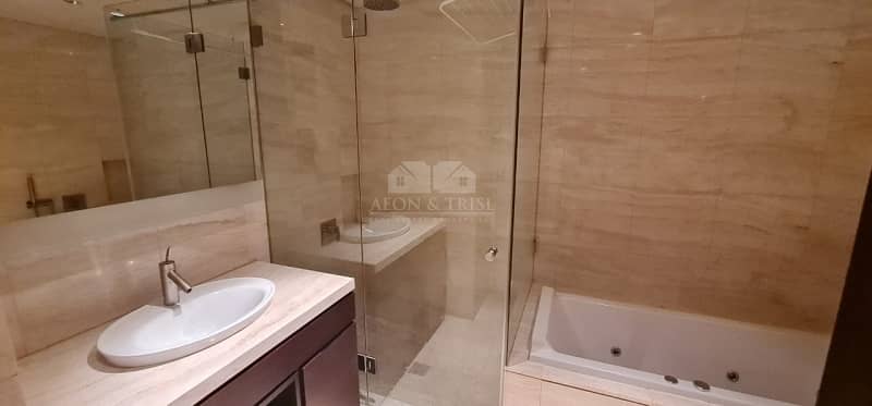 8 Vacant | Semi Furnished Studio | Burj Khalifa