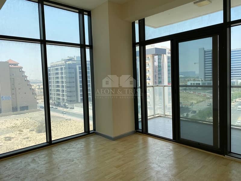 15 1 Month Free | 1 Bed in Silicon Oasis with Balcony