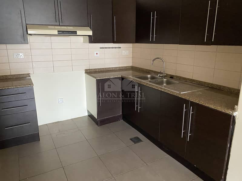 9 Al waleed paradise stunning 2 bedroom chiller free