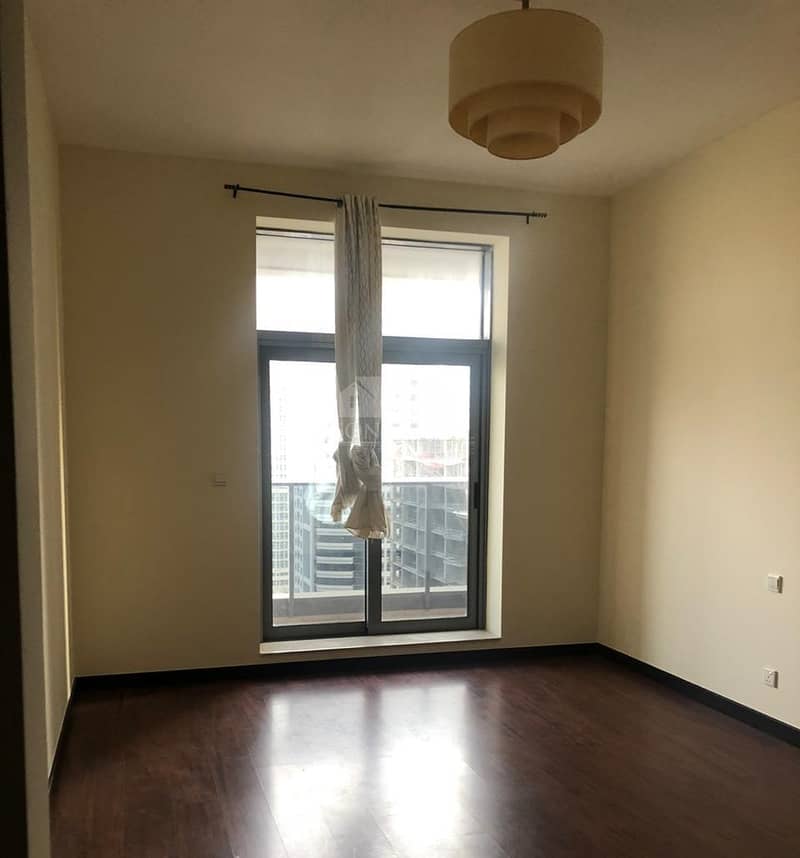 3 Stunning 2 BR Apartment I Lake View I Mid Floor