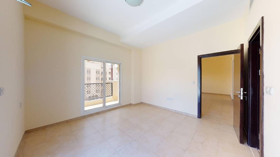 9 Ready | Open layout | Spacious 1 bed | Remraam