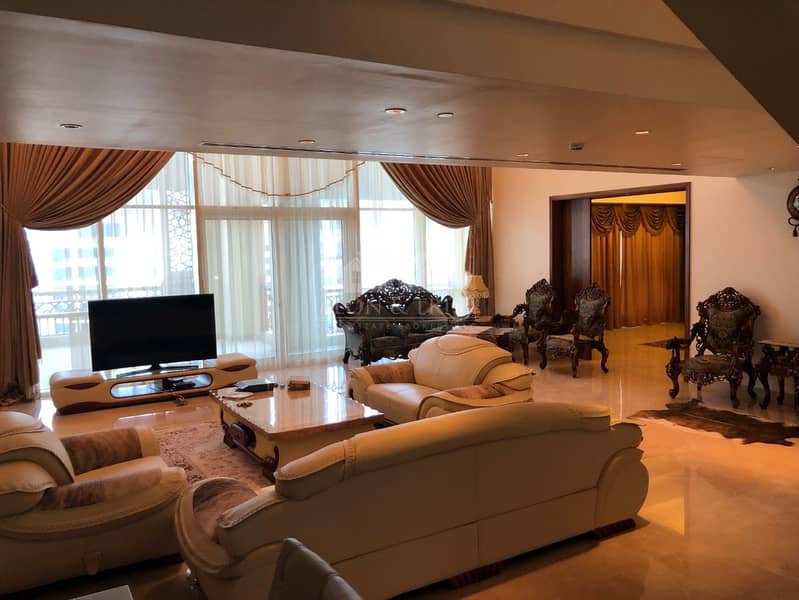 7 Stunning 4BR | G+1 Floor Apartment | Palm Jumeirah