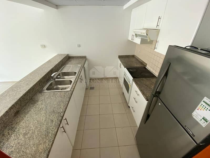 5 Immaculate condition |1 bed Ghozlan |Chiller Free