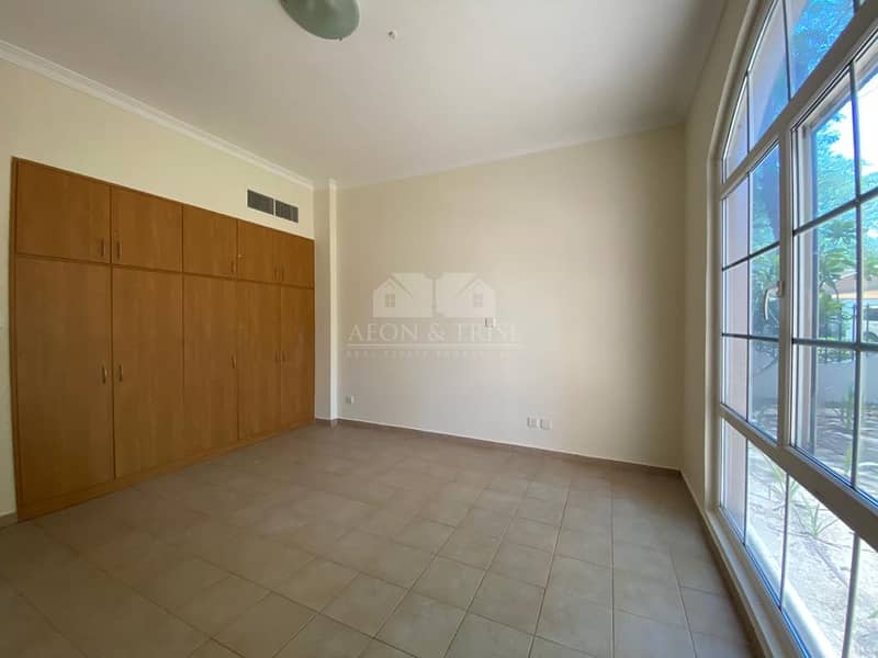 7 Spacious 3 BR Apartment I Great Location