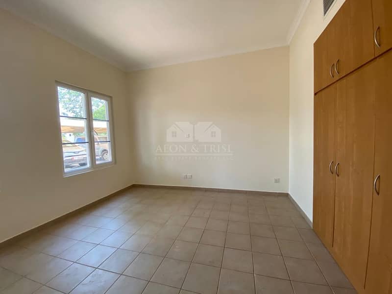 8 Spacious 3 BR Apartment I Great Location