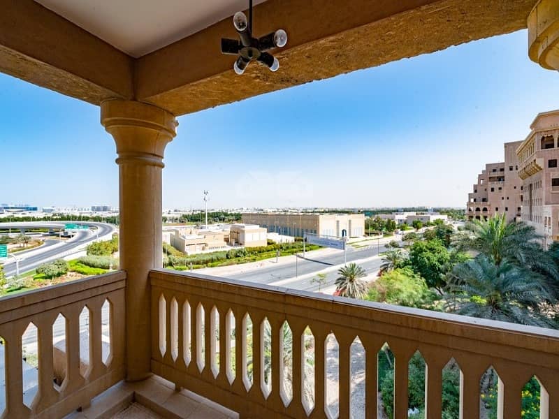 Bright & Spacious| 2 Bed for rent in Al Badia