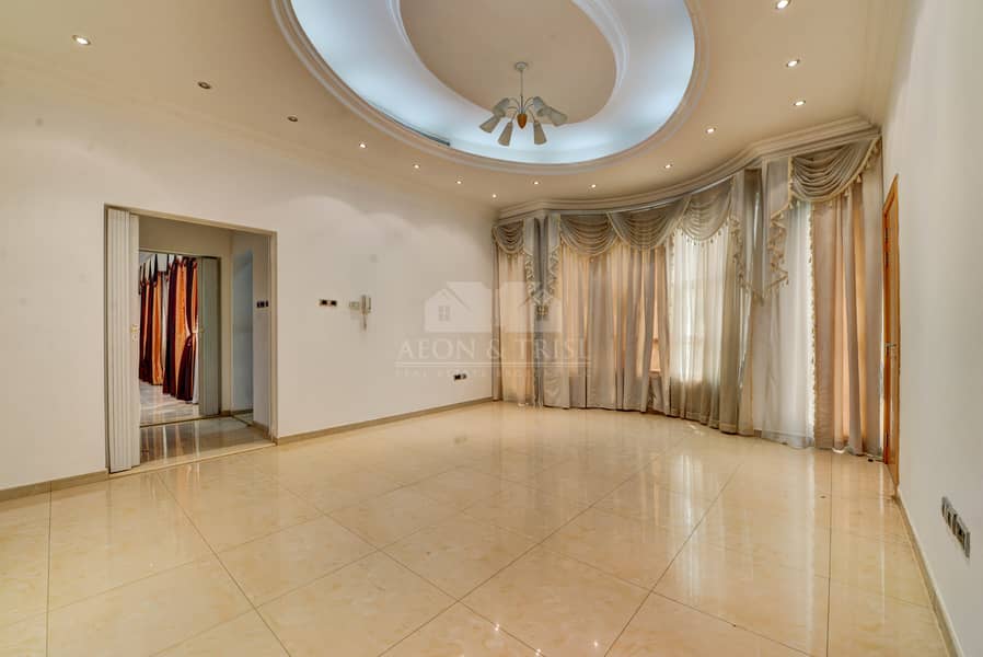 28 000 sq. ft Plot | Luxury Villa