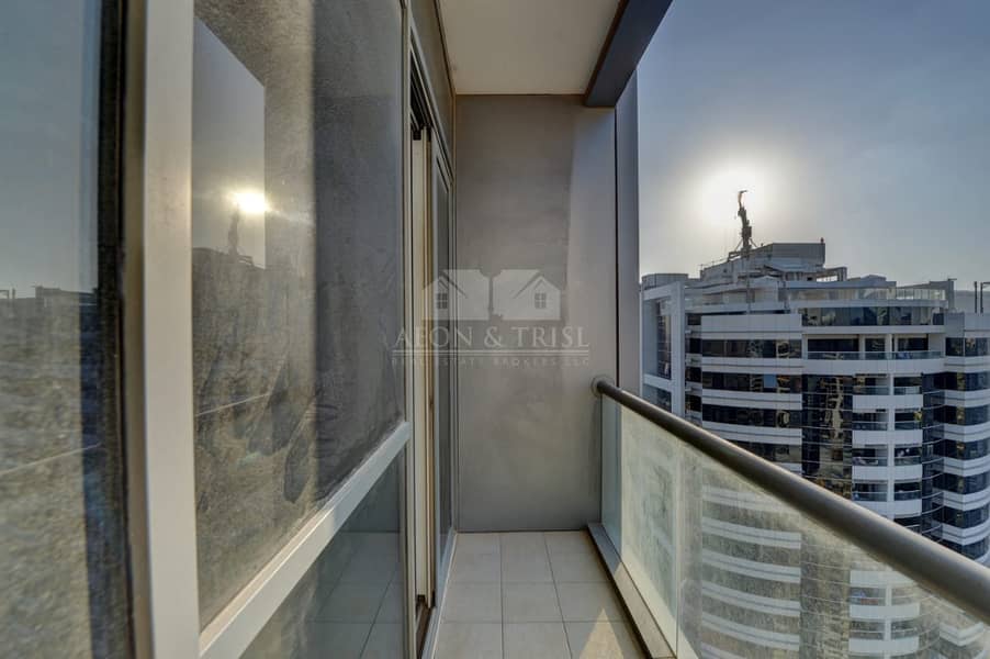 Newly furnished a huge spacious layout High End 2 Bedroom | Balcony | Private Parking