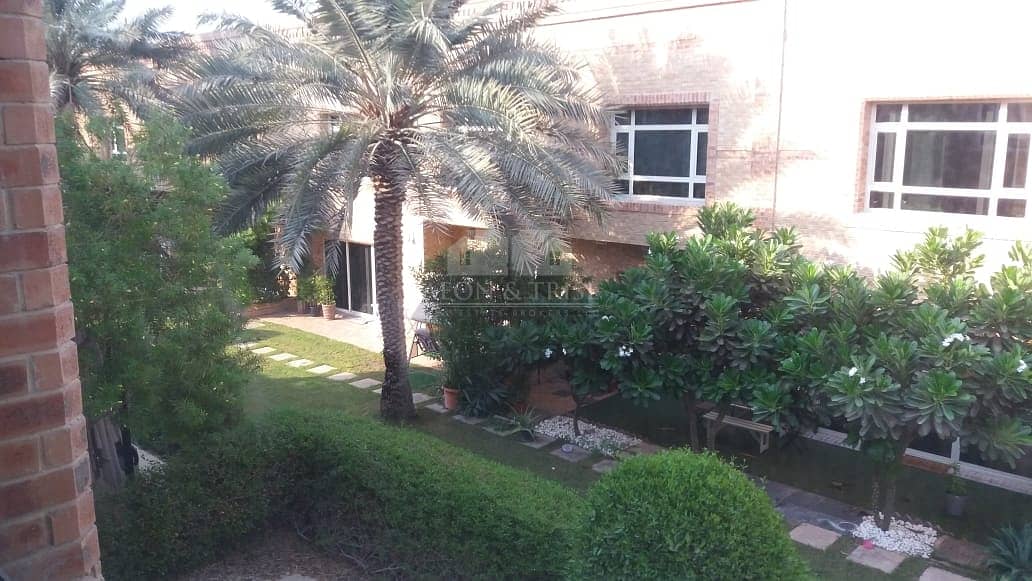 16 Huge 4 Bed | Exquisite unit | With Courtyard | Barsha 1