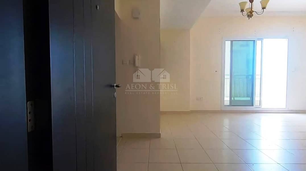Well Maintained 1 BR Apt I Unfurnished with Balcony