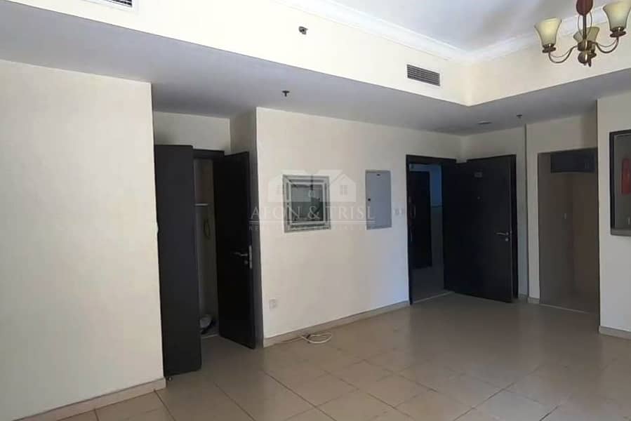 4 Well Maintained 1 BR Apt I Unfurnished with Balcony