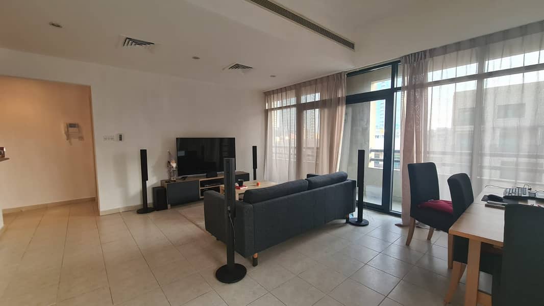 Full furnished 1 BR + Study | Rented | Road view