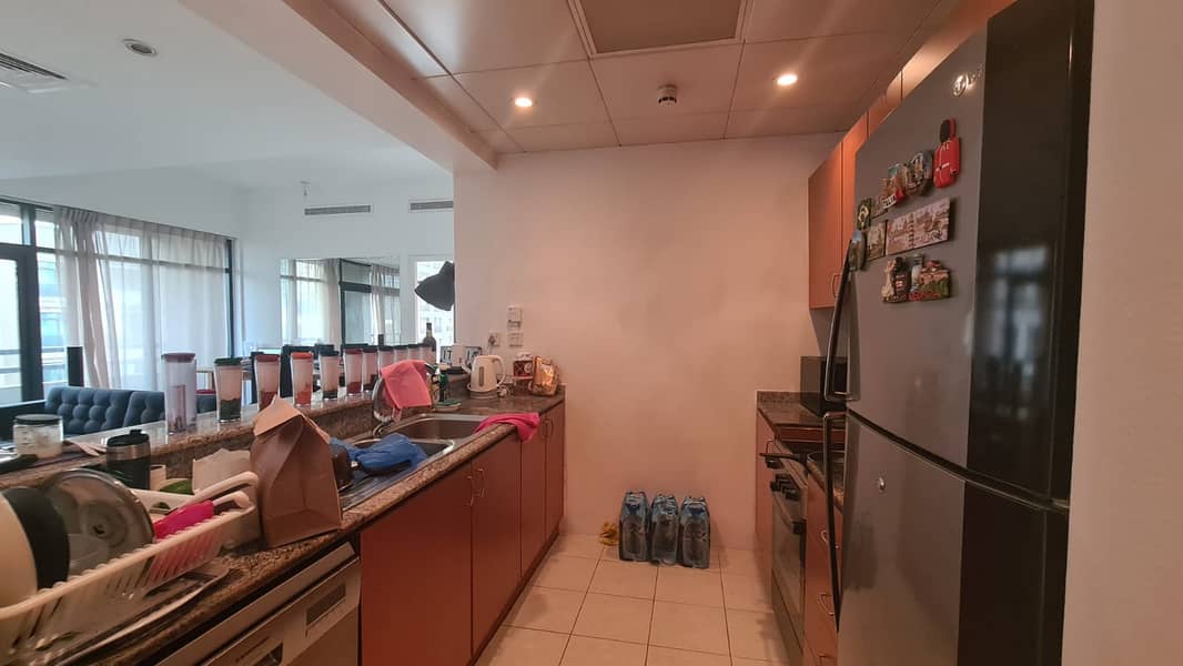 3 Full furnished 1 BR + Study | Rented | Road view