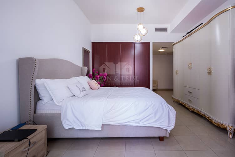 30 HUGE SIZE - 2 Bed + Maid + L Partial Sea View - Emirates Crown ( Lowest Price In