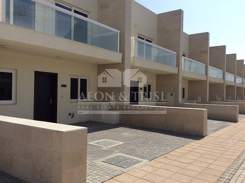 Very Spacious | 3 Bedroom+ Maid | Townhouse