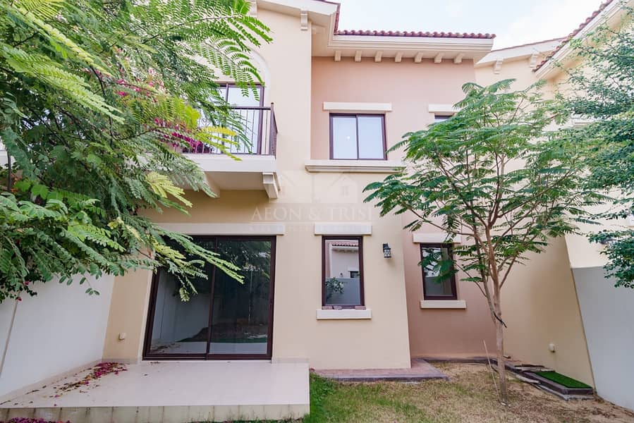 11 Well Maintained Villa