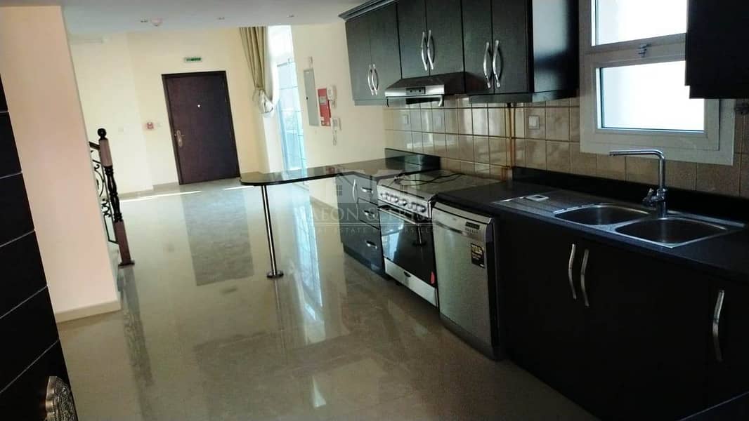 6 3 BR plus Maids Villa with very well maintained