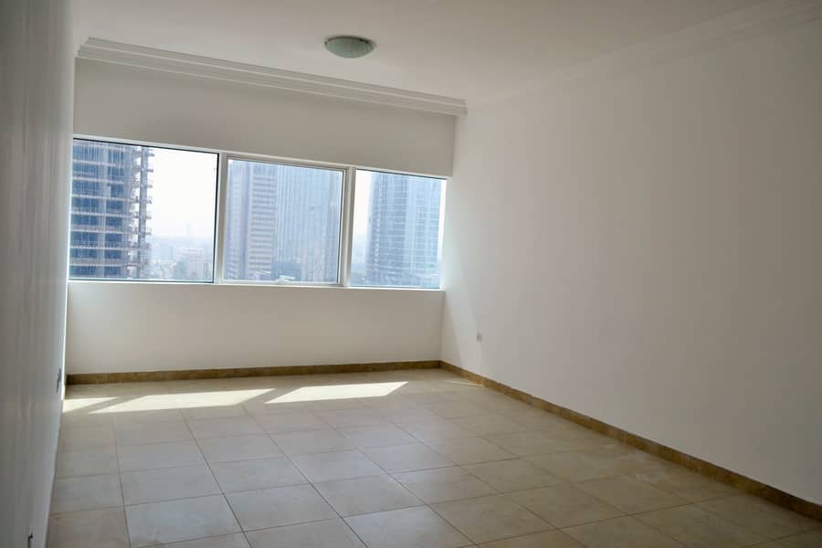 3 Spacious 1 bed | Chiller Free | Near to Metro/Tram