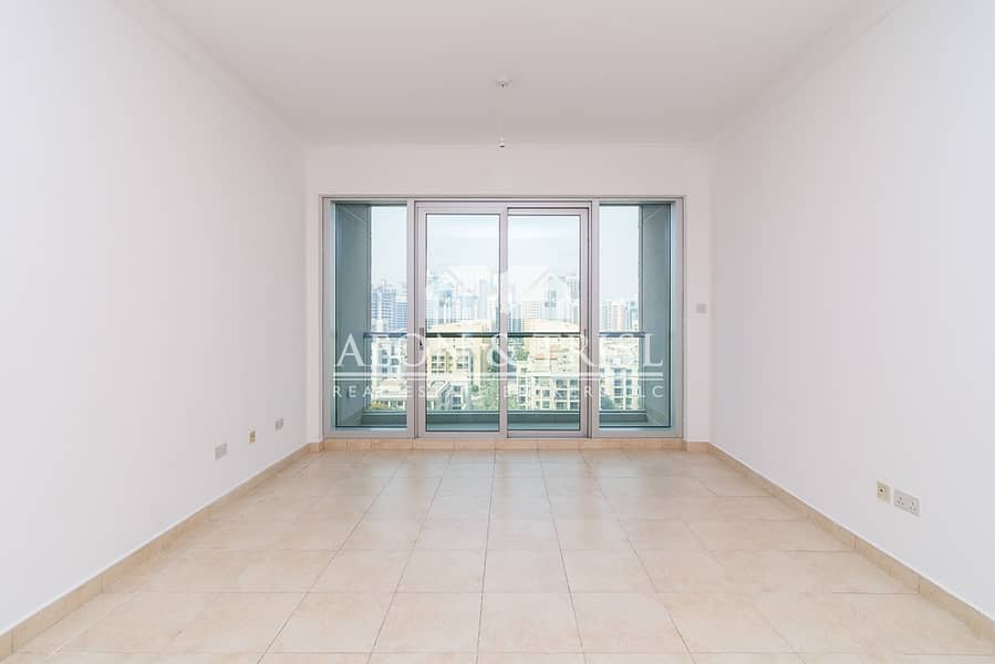 3 Vacant I High floor I Amazing Views I Canal View