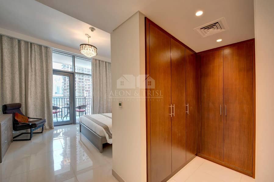 11 Elegant 2 Beds | Gives Breath-taking view of Downtown